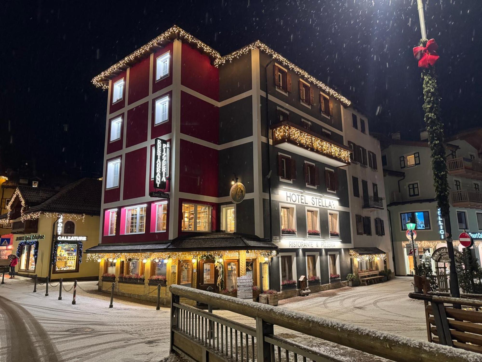 Hotel Stella Moena Exteriör bild