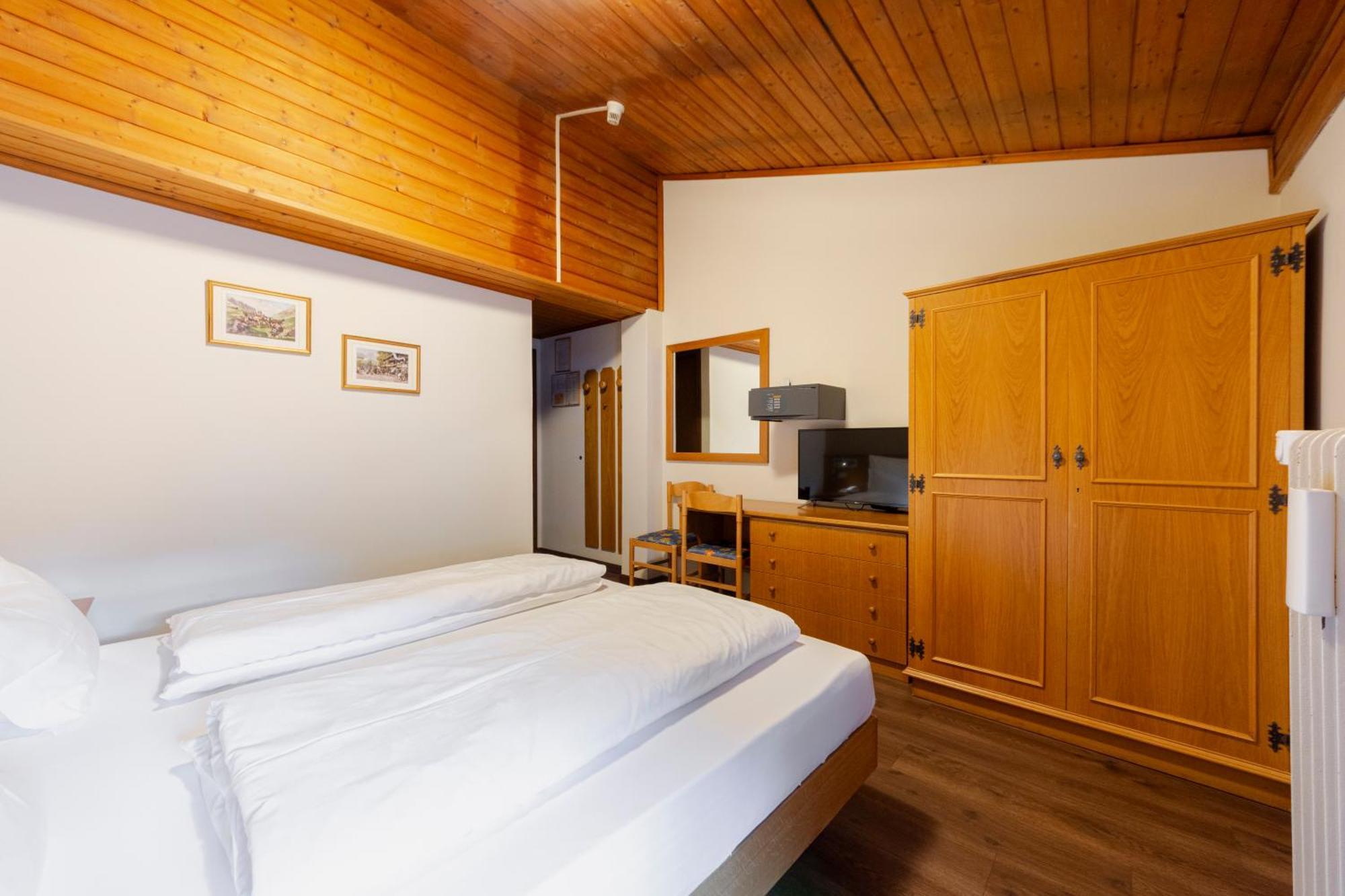 Hotel Stella Moena Exteriör bild