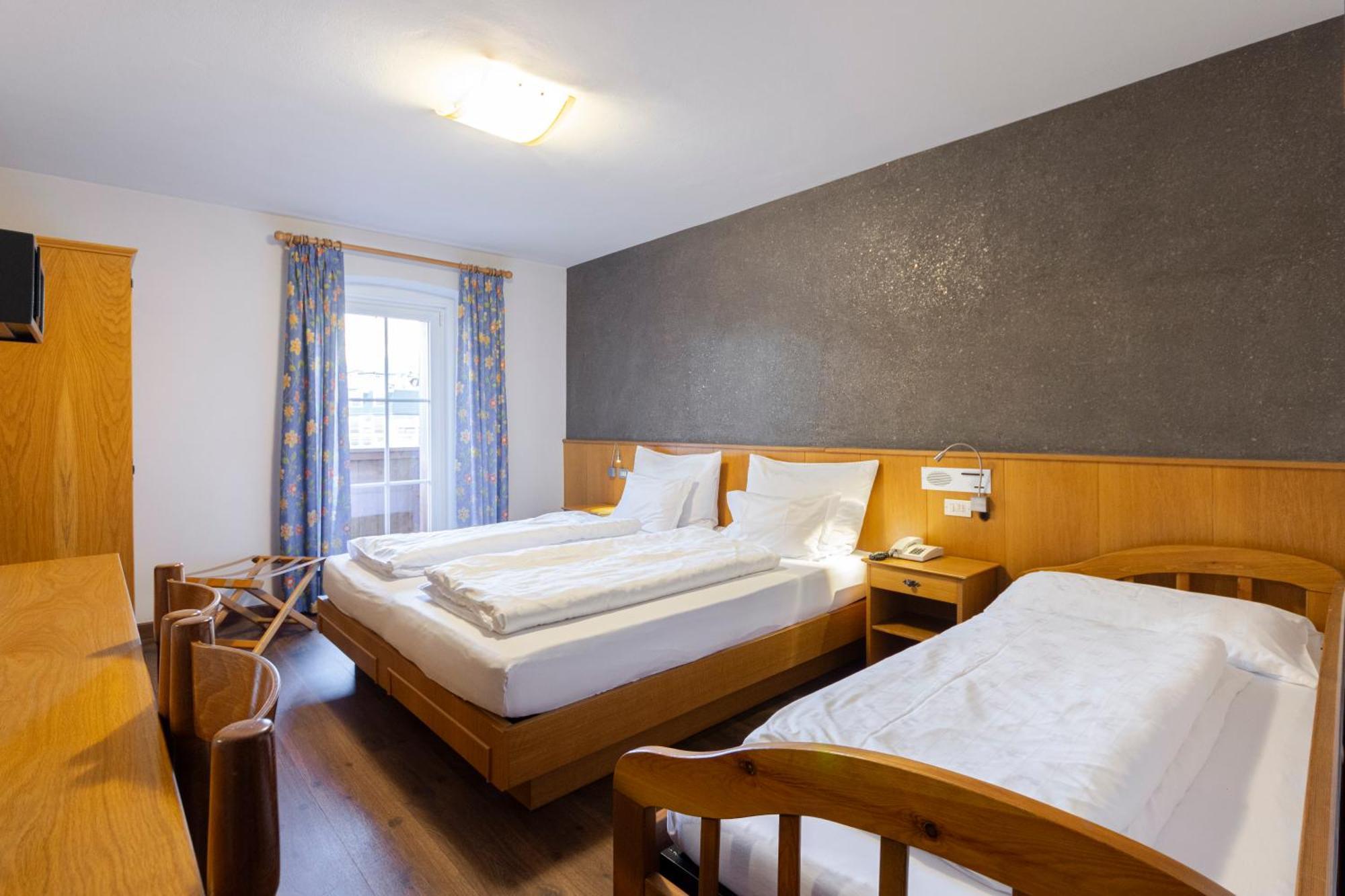 Hotel Stella Moena Exteriör bild